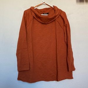 **BRAND NEW** Doe & Rea Sweatshirt